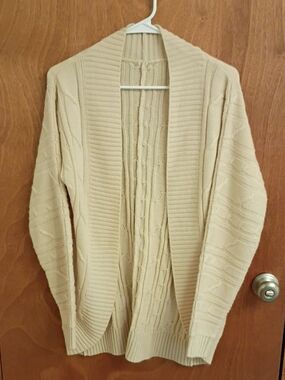 Aprico Light Cream Open-Front Knit Cardigan